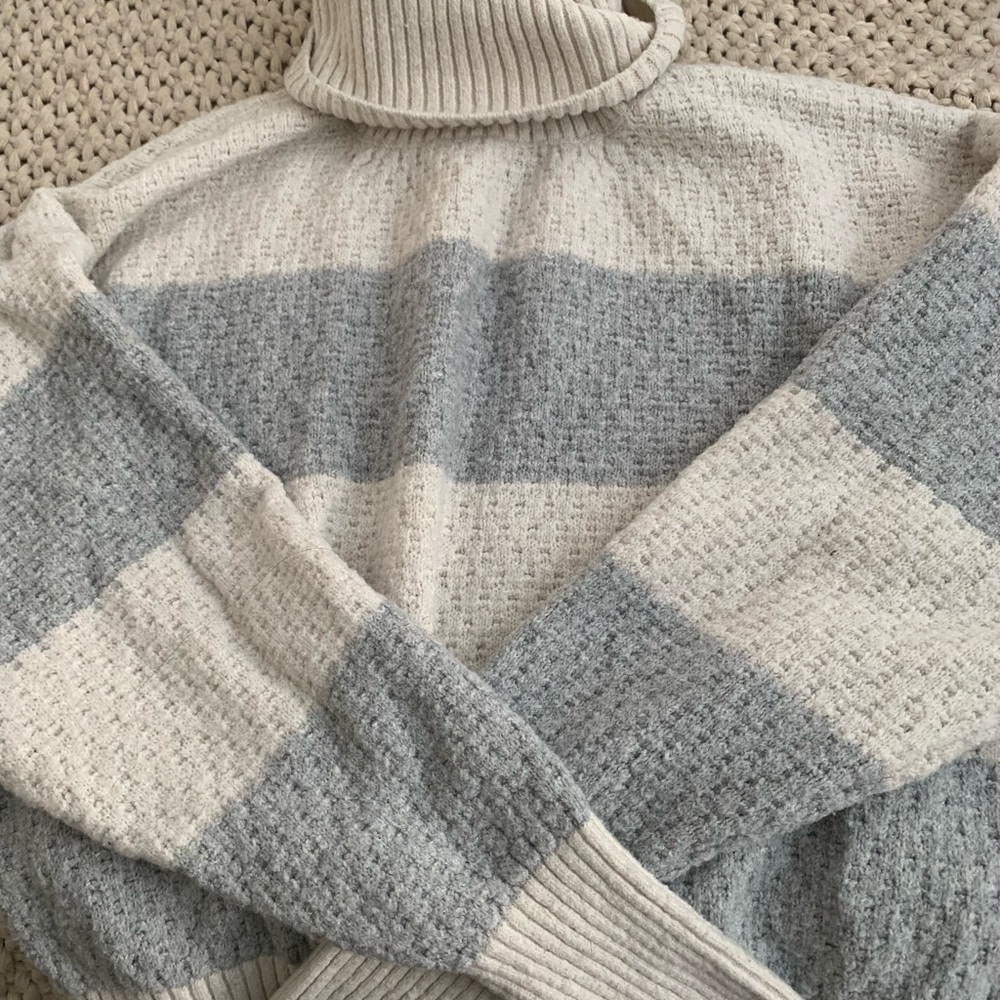 Pink Rose Ribbed Knit Sweater in Cream